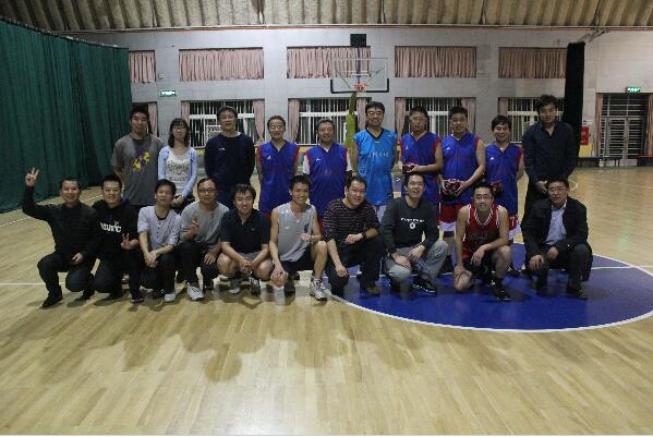 9001cc金沙治理学院MPAcc师生篮球交谊赛圆满实现