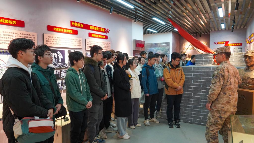 9B96C277D8499DA713A2D4980E4_C7E5B3C8_19CEE