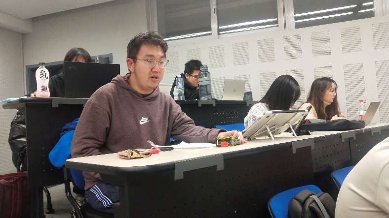 4F708F44FFFD5DDFD82FCF5FFE2_4A896D7B_225C1