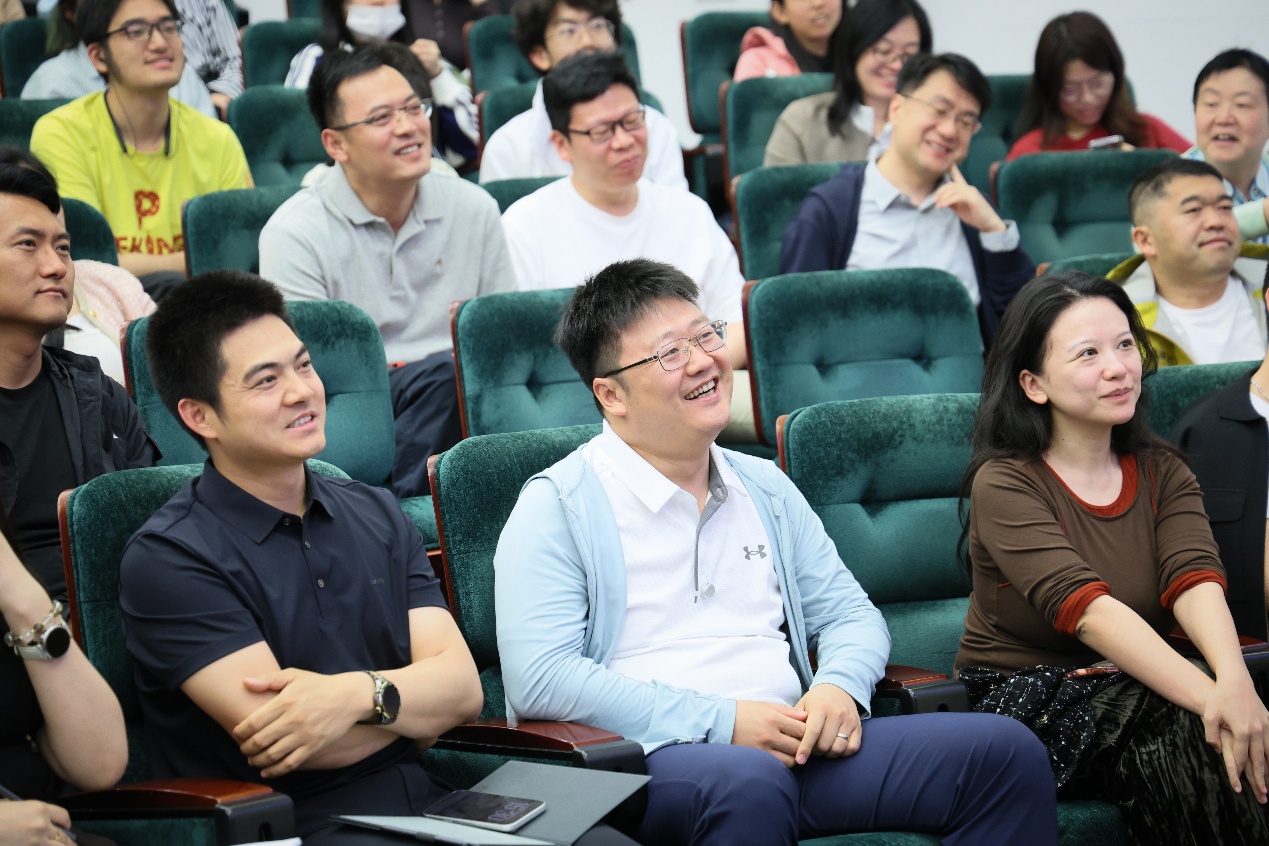 1692635D52534D35118CD6A0923_1CDB0454_5BE45.jpg?e=