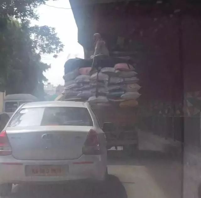 924BCB29A73FD8BE20627B310FD_0397DAC6_7002