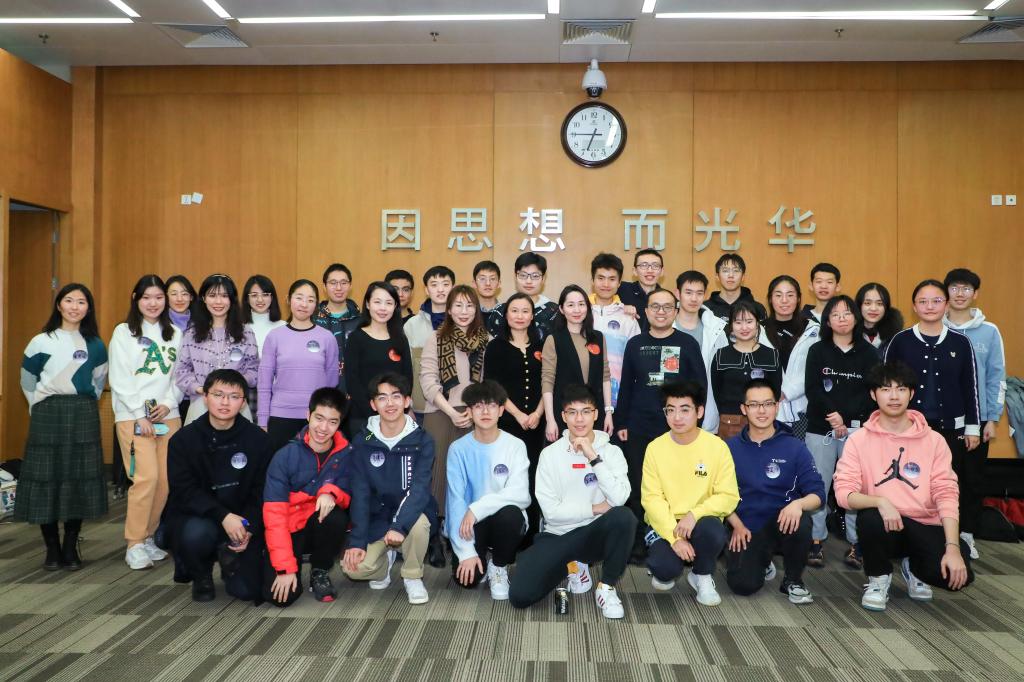 69A6B80429A501C32BE07DBD9A6_B6D1A908_1D480